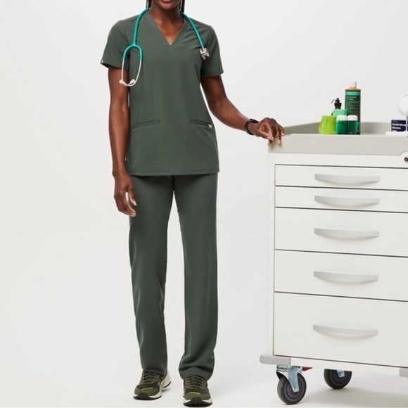 Figs Moss Green Set Yola Pants Pockets Casma Top Short Sleeves Size XXS Women’s - Picture 1 of 12